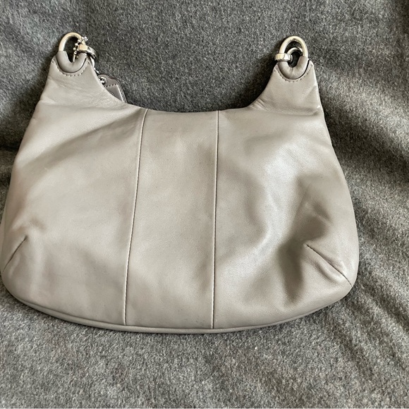 Coach Kristin grey leather hobo, shoulder, crossbody bag in EUC. - Picture 2 of 6